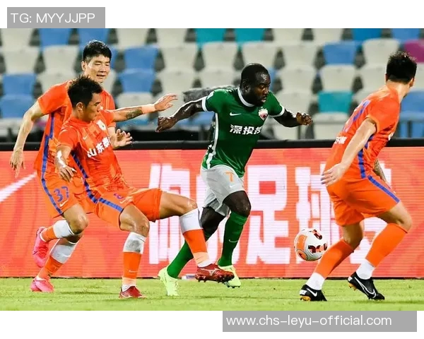 中超激战山东鲁能迎战深圳队全力争胜展现球队实力与斗志